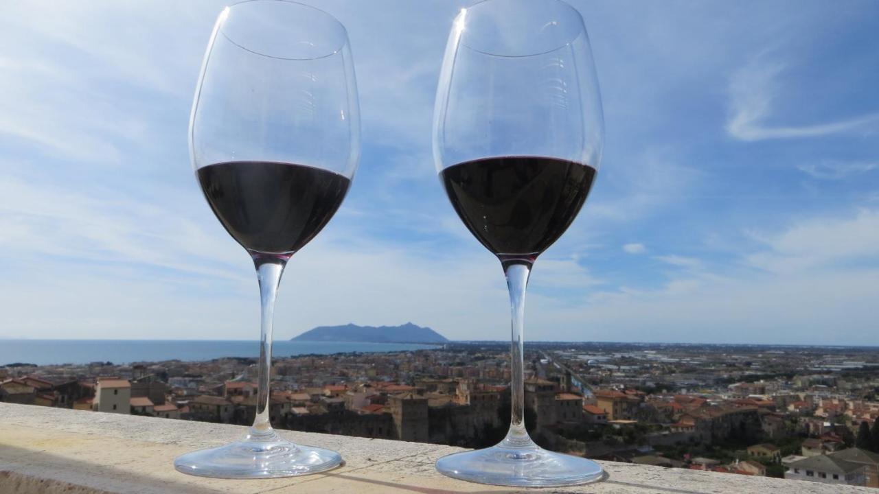 Casa Martina Appartement Terracina Buitenkant foto